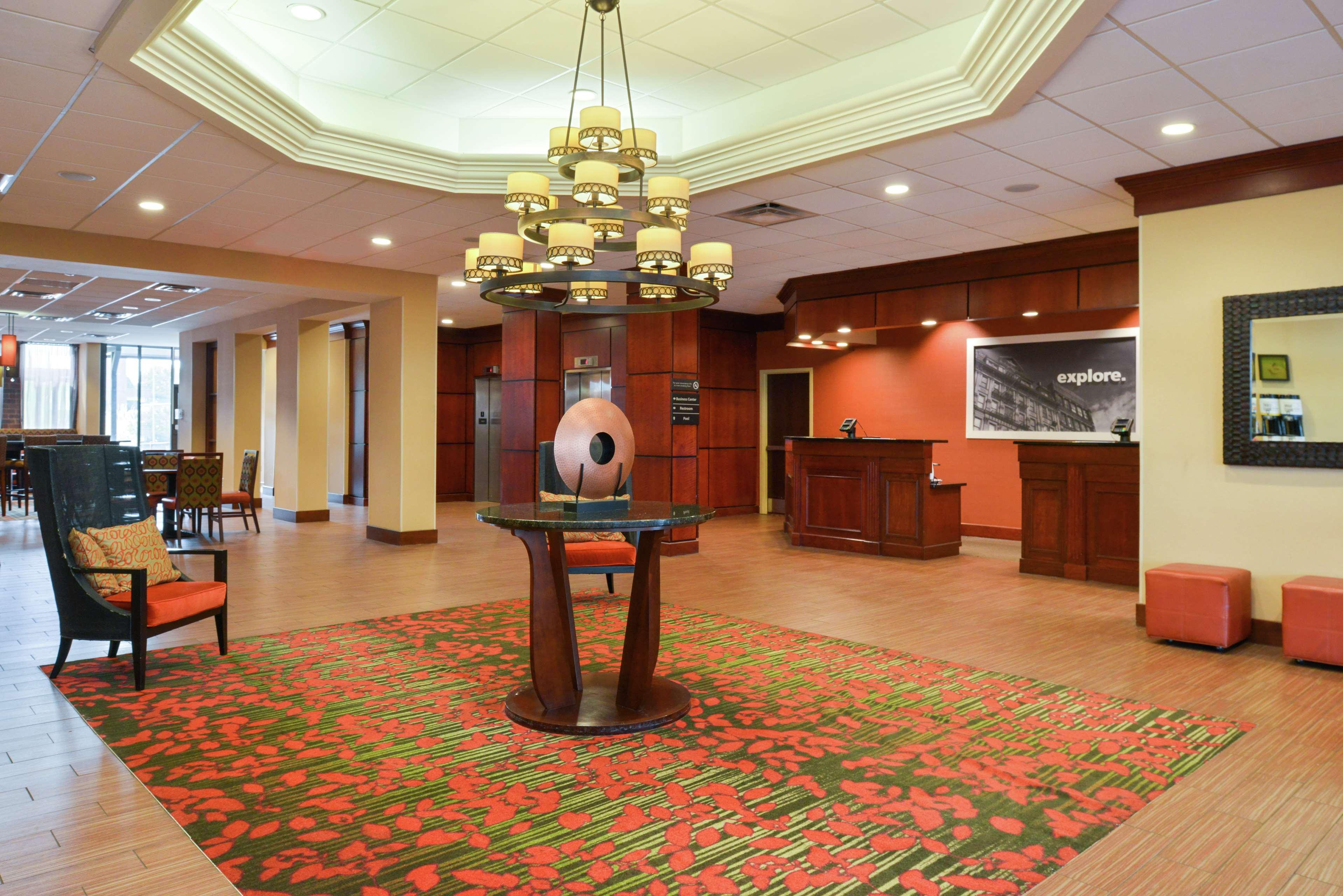 Hampton Inn Frederick Ngoại thất bức ảnh