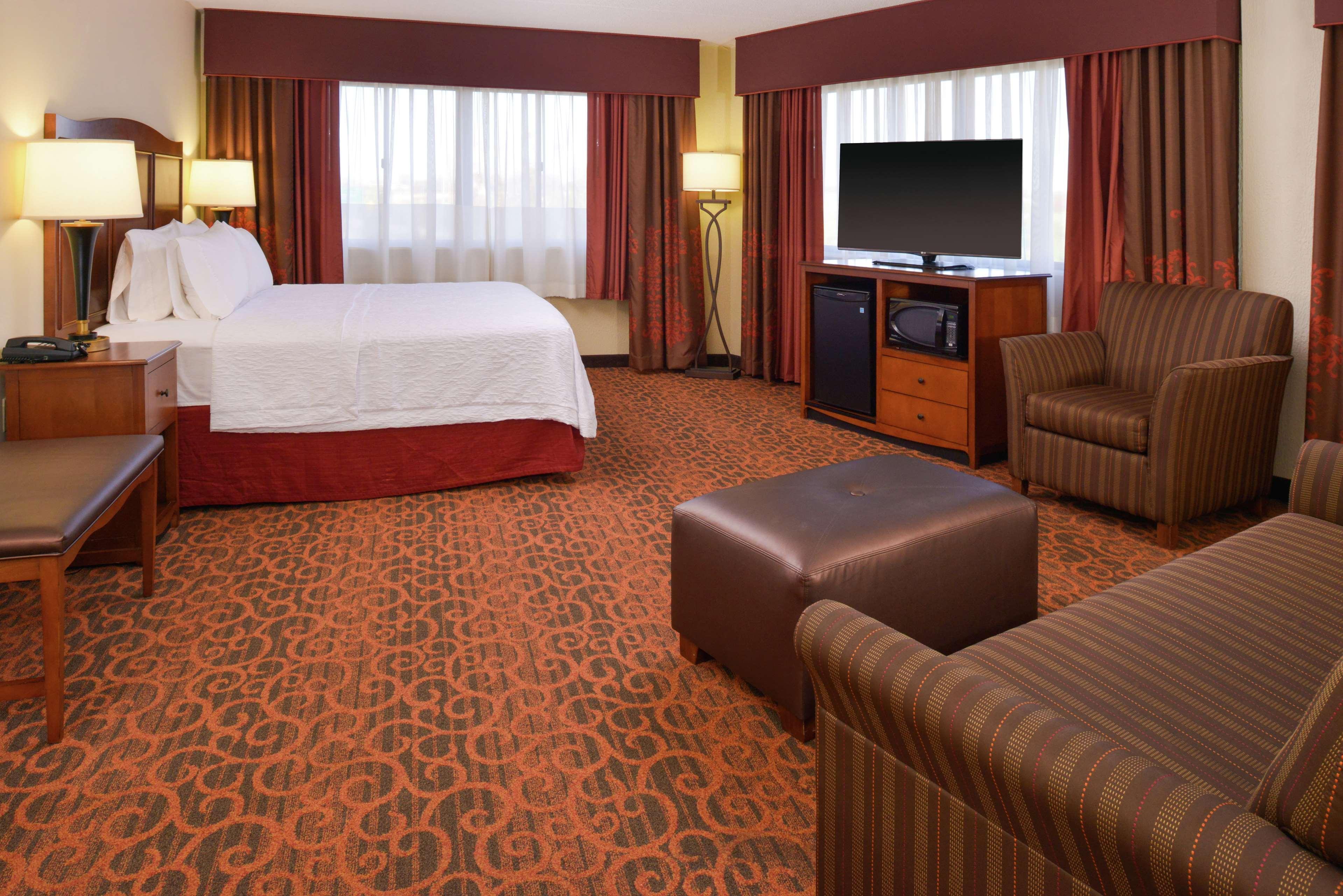 Hampton Inn Frederick Ngoại thất bức ảnh