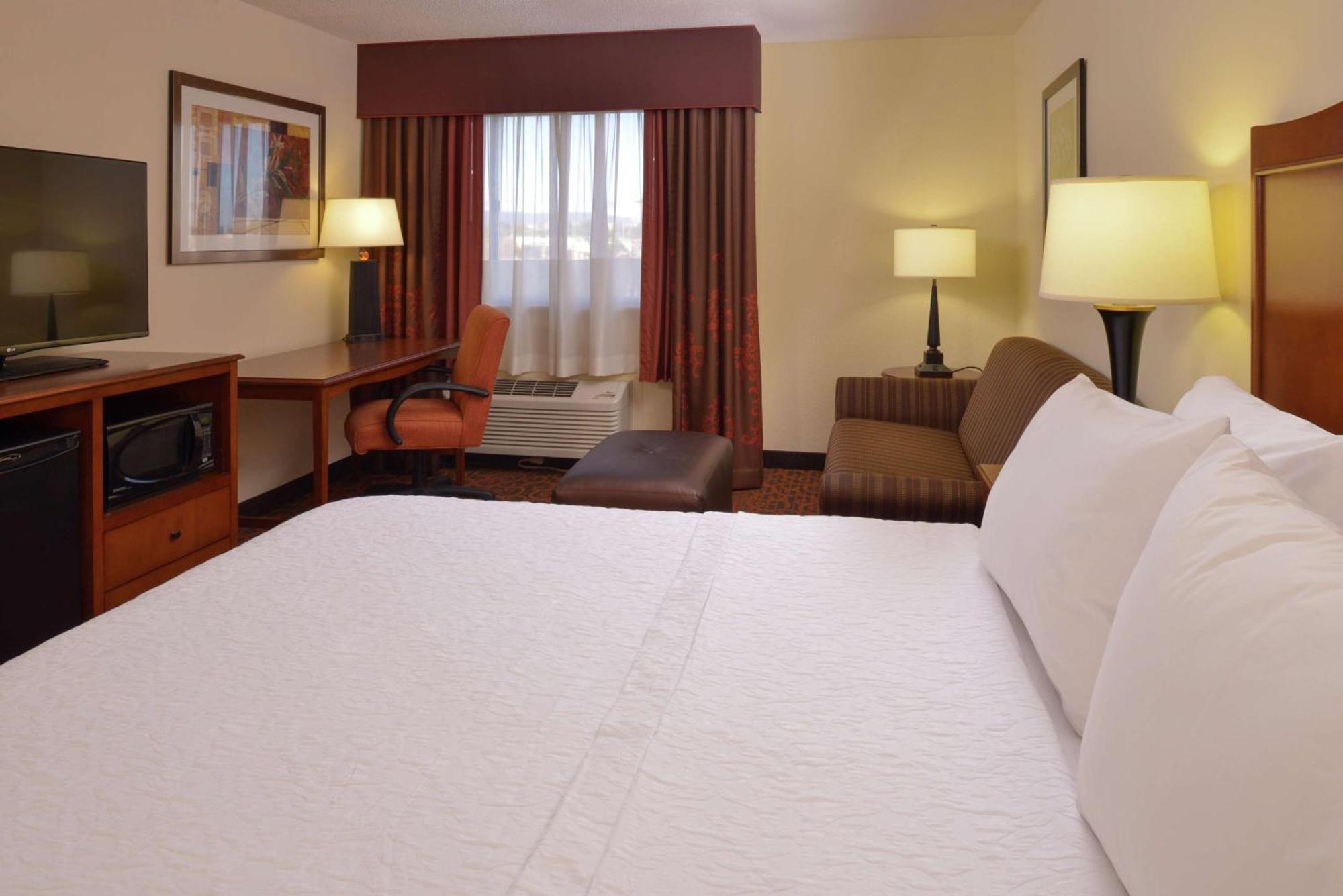 Hampton Inn Frederick Ngoại thất bức ảnh