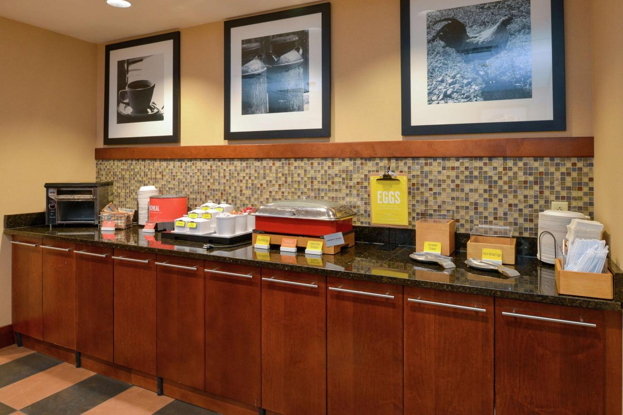 Hampton Inn Frederick Ngoại thất bức ảnh